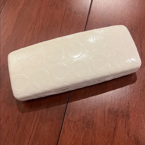 Coach Glasses Case - Picture 2 of 6